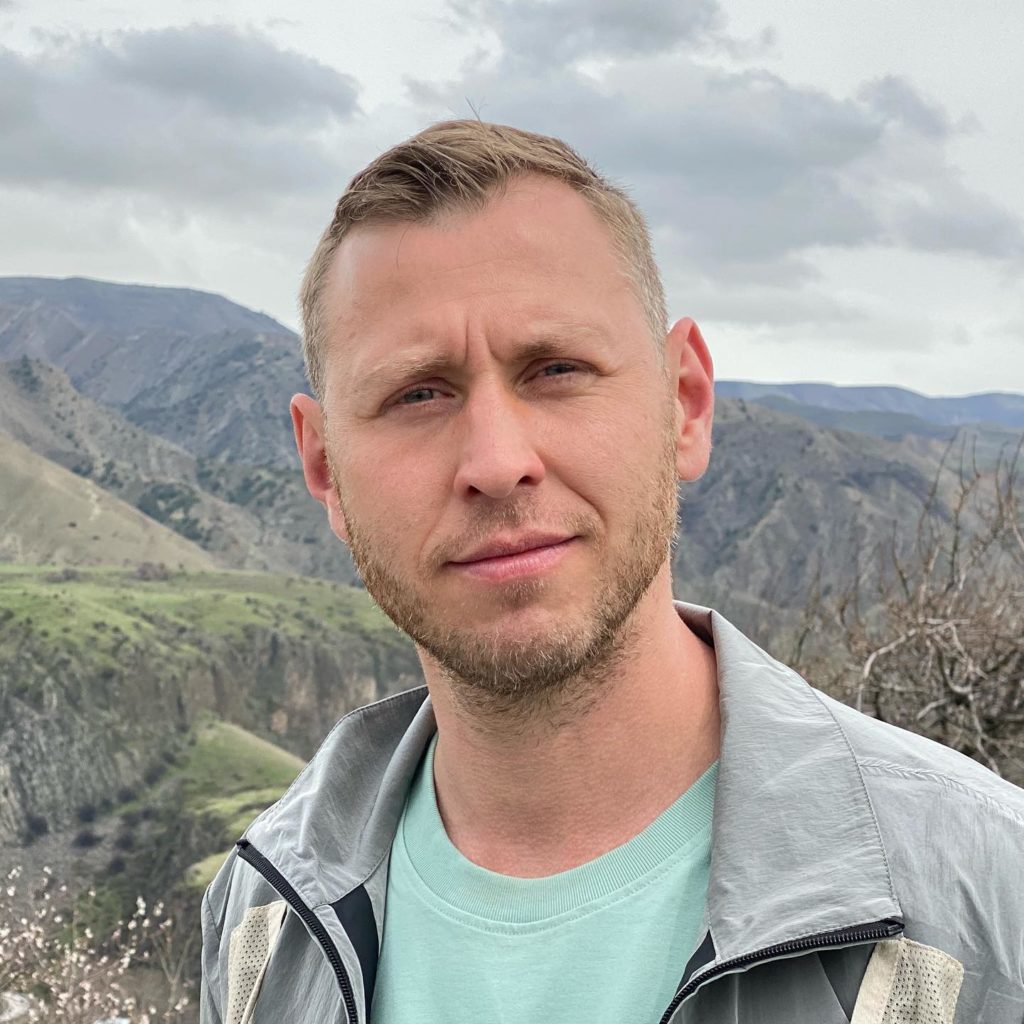 Актер Михаил Тарабукин из «Кухни» готов жениться