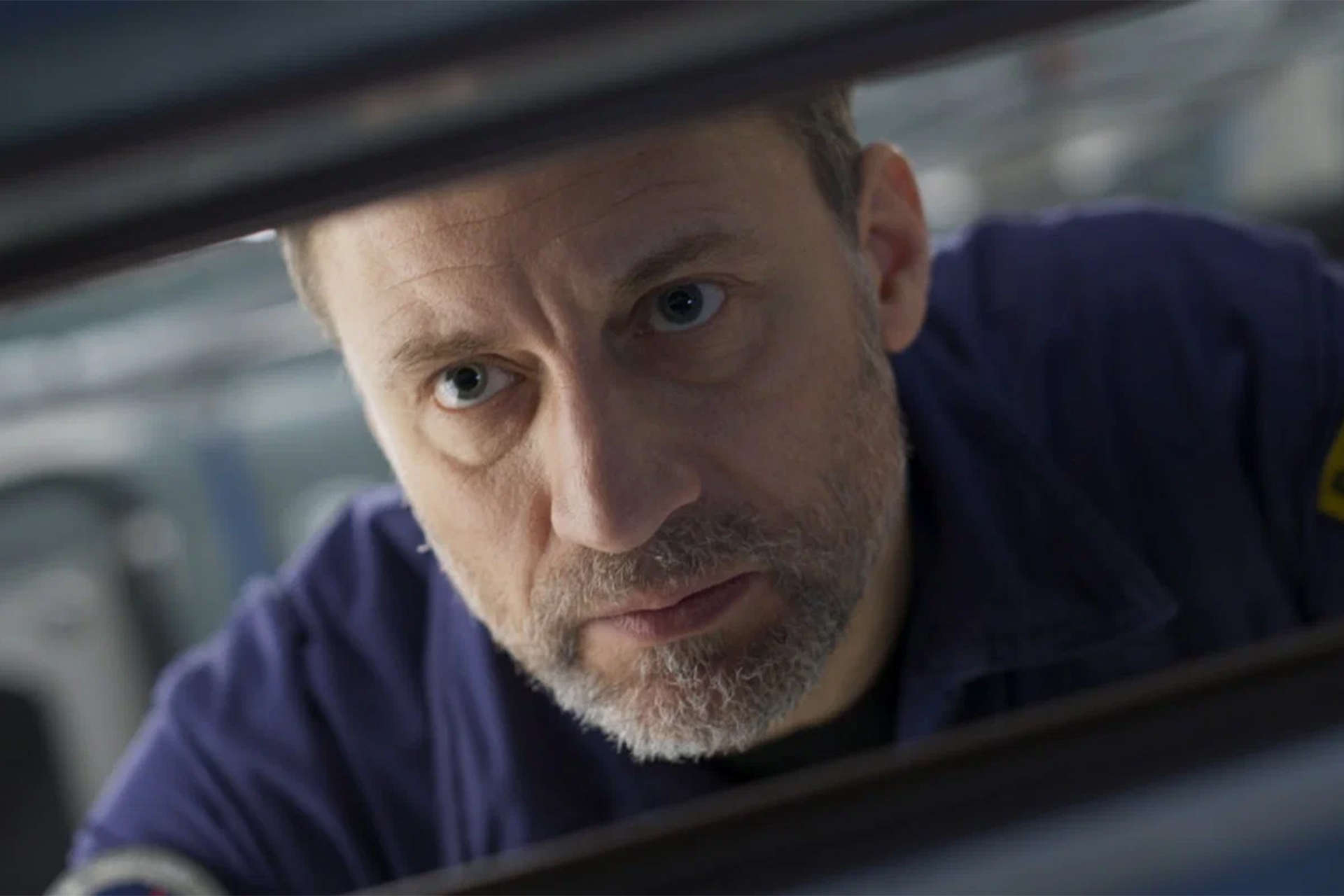 Осудивший СВО актер Анатолий Белый нашел способ сохранить недвижимость в России