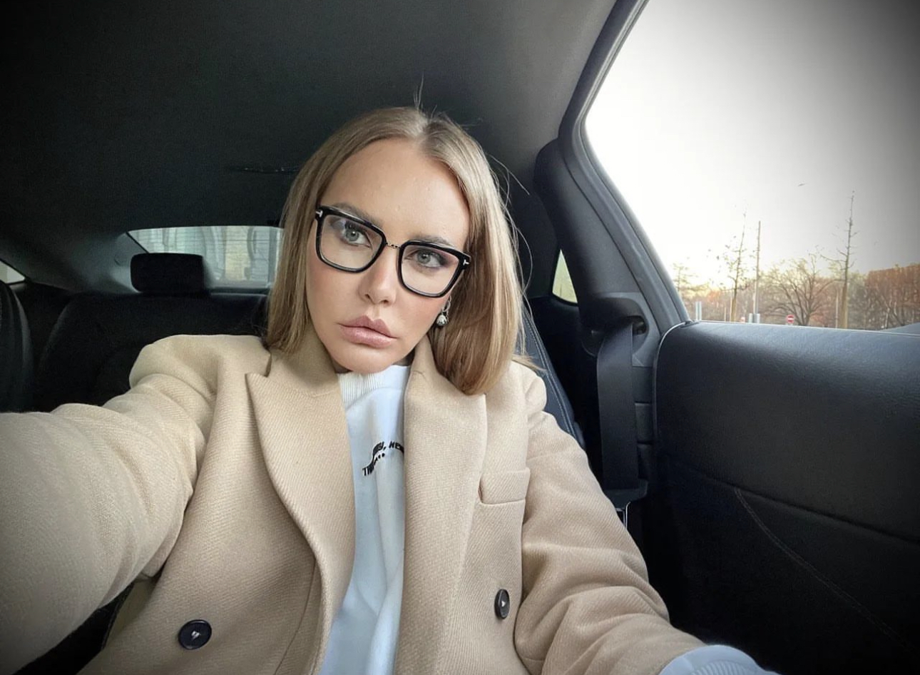 После обморока певца Арутюнова стало известно о его романе с Машей Малиновской