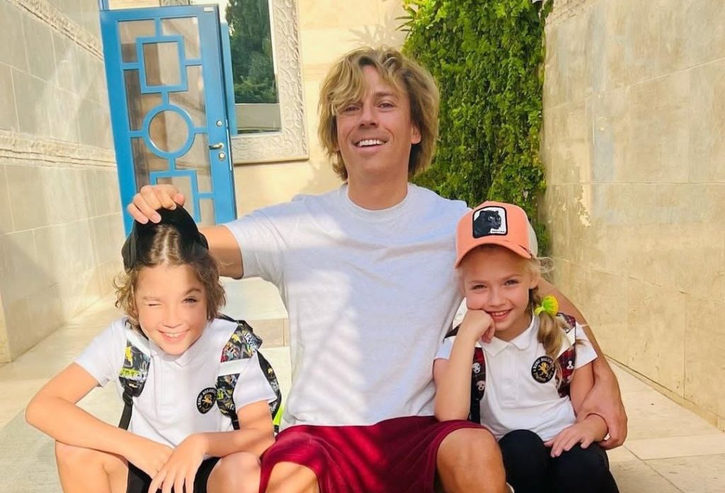 Дети Аллы Пугачевой и Максима Галкина* учатся в школе с царским названием