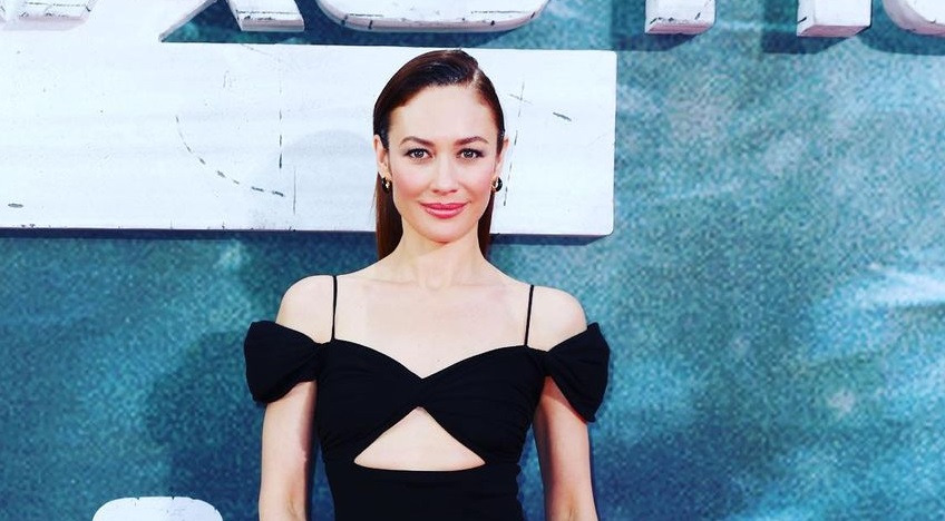 Актриса Ольга Куриленко показала фигуру в откровенном купальнике