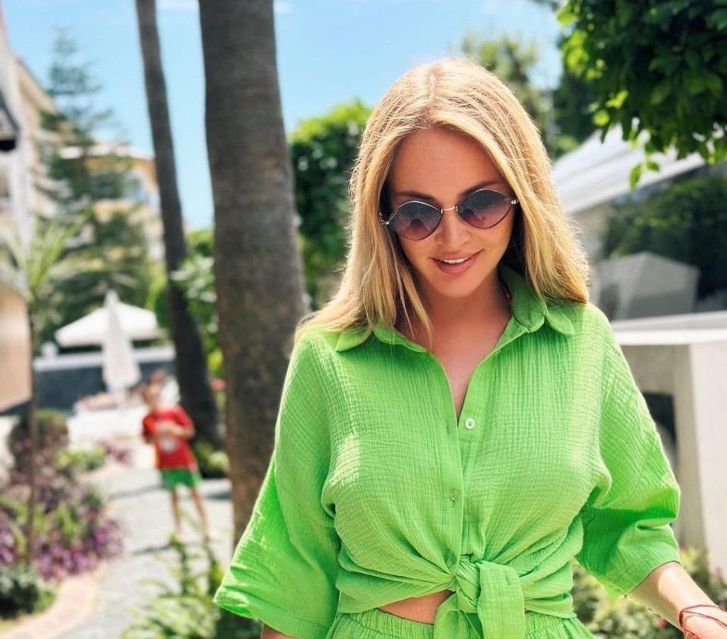 Звезда «Дома-2» Пынзарь пожаловалась на лишний вес