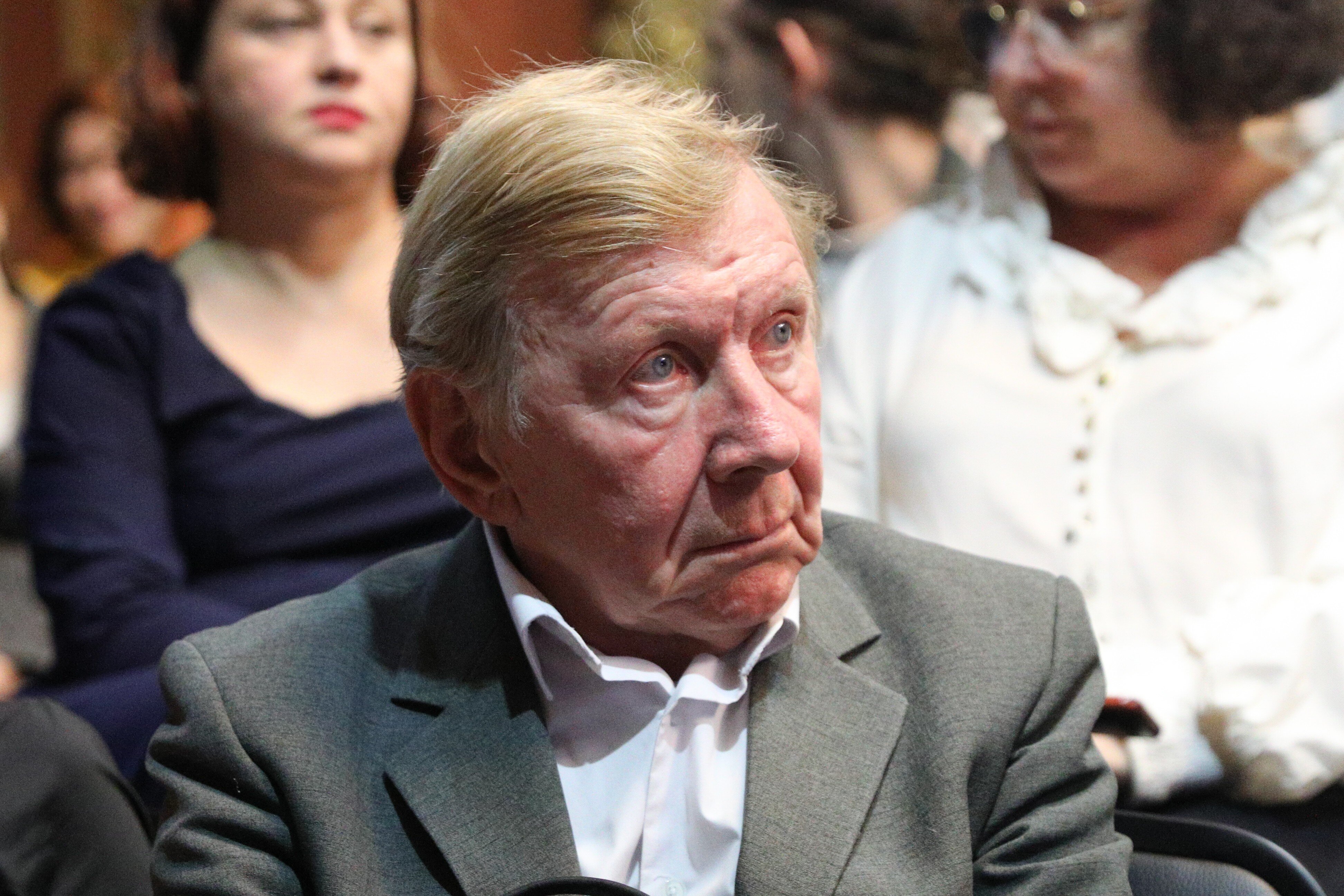 Актер Юрий Чернов назвал «нелюдем» сбежавшую из России Лазареву*