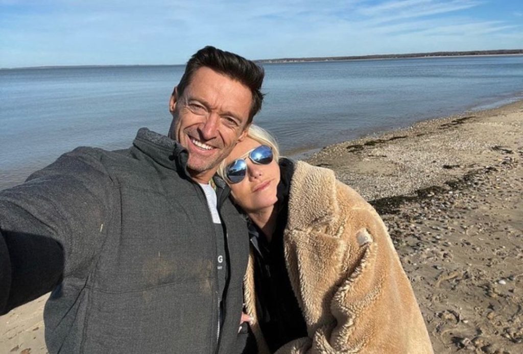 Друзья Хью Джекмана бьют тревогу из-за странного поведения актера после развода