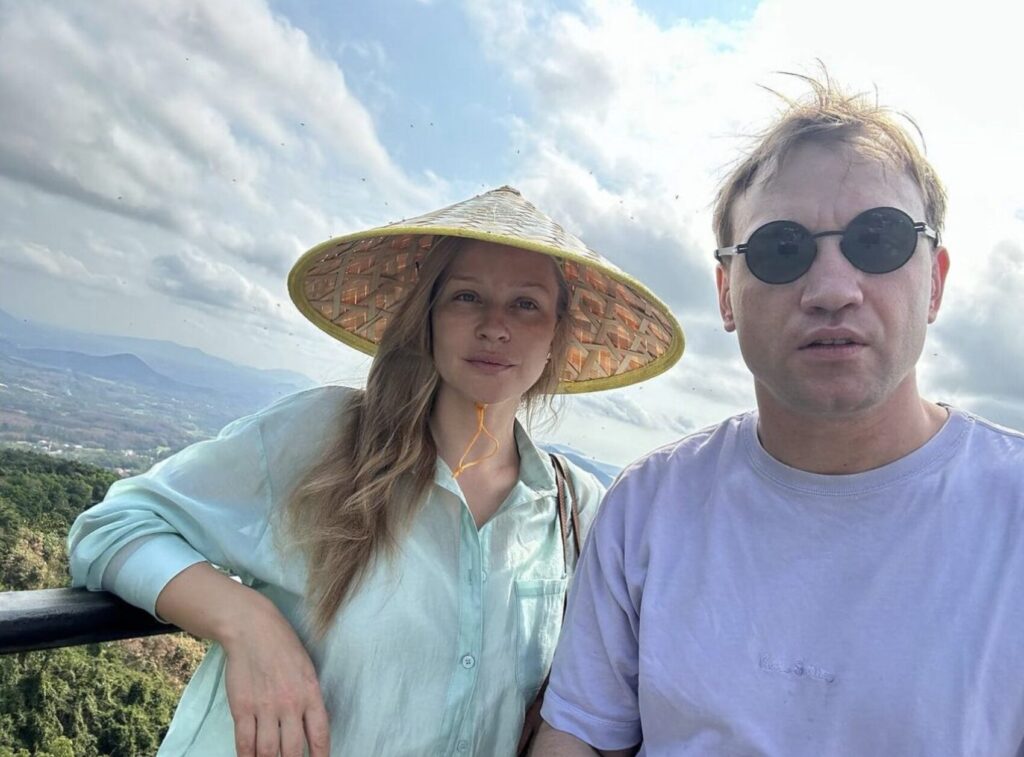 Юлия Пересильд заявила, что отдохнула с подругами на яхте в Таиланде