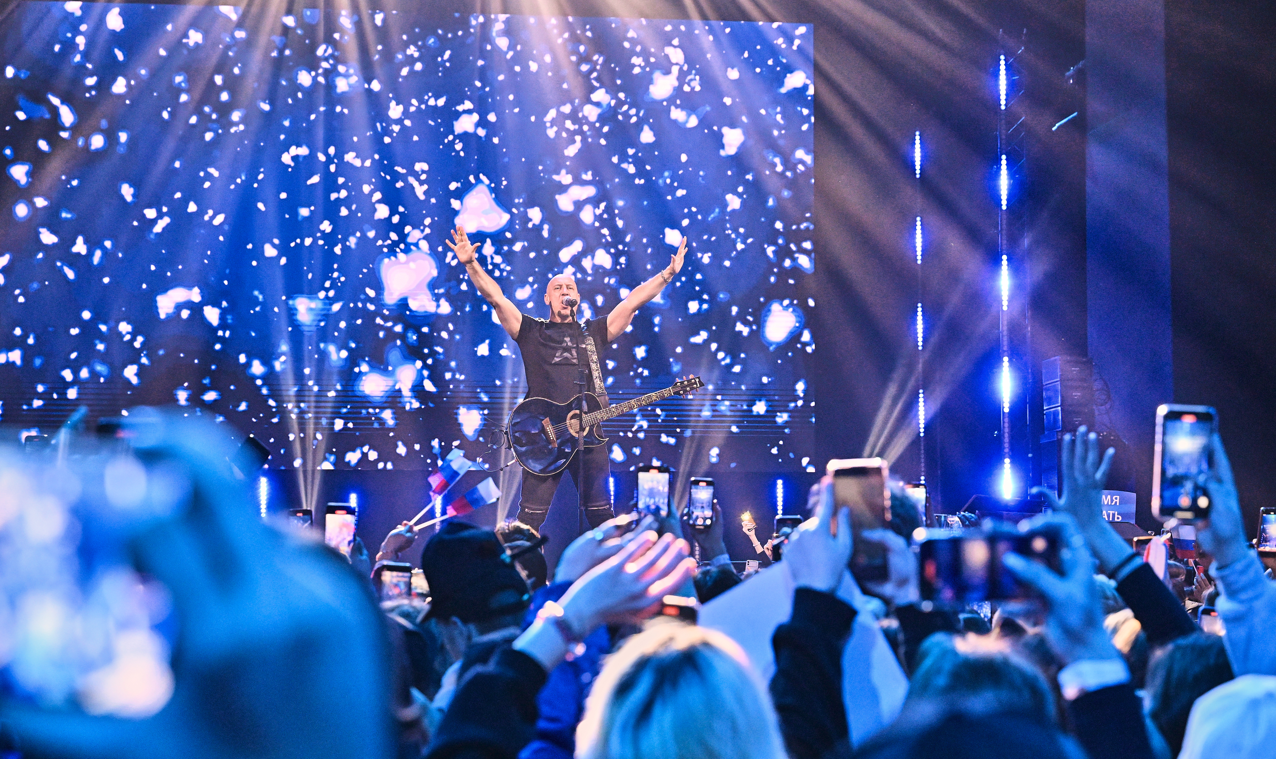 Денис Майданов рассказал, что у него обнаружили правостороннюю пневмонию