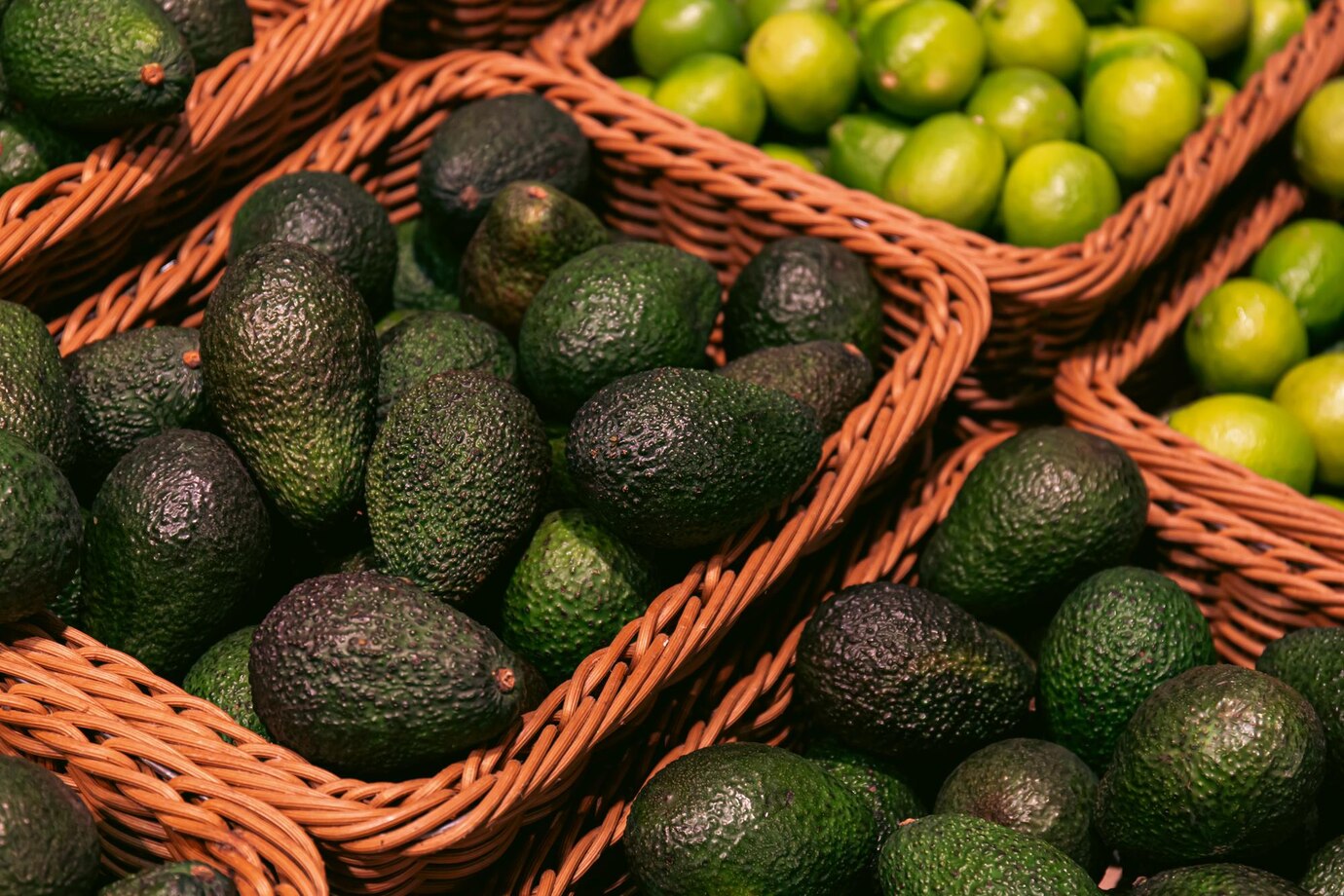 авокадо фрукты магазин супермаркет