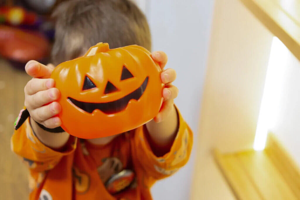 Певица Кристина Орбакайте с размахом отпраздновала Хэллоуин в США