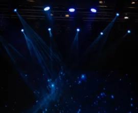 Киркоров похвалил российского певца Ваню Дмитриенко за его песни