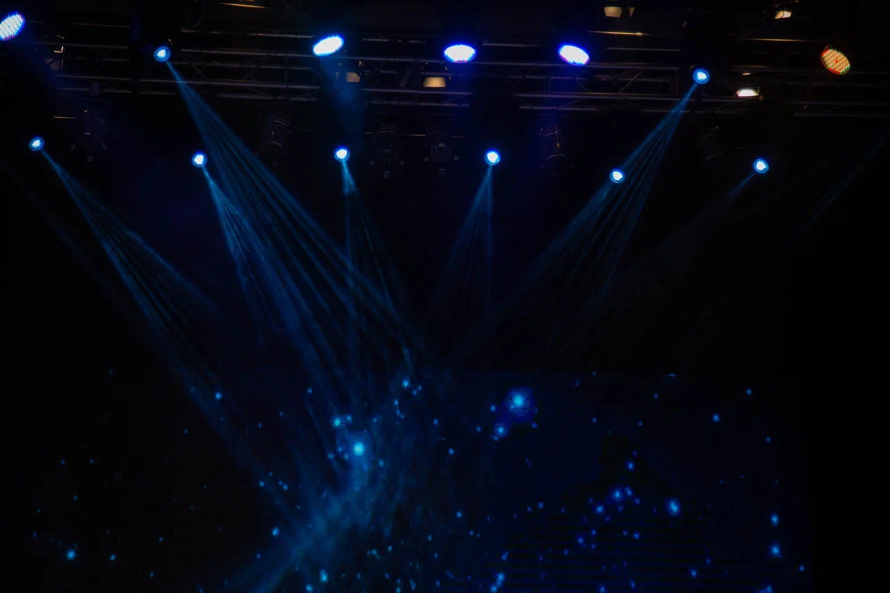 Киркоров похвалил российского певца Ваню Дмитриенко за его песни