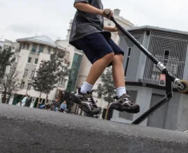 Жена Ричарда Гира поделилась редким фото их юных сыновей