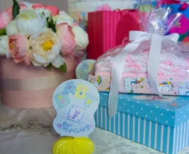 Принцесса Брунея Аниша поделилась новыми фото с маленькой дочкой