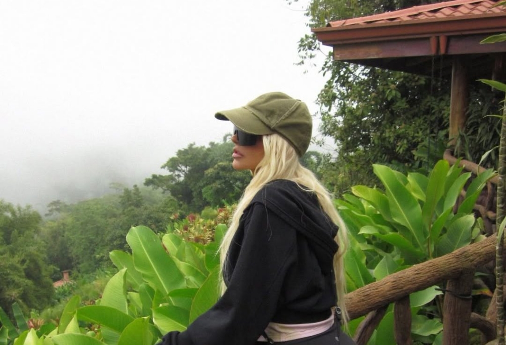 Кристина Агилера опубликовала редкие кадры семейного путешествия