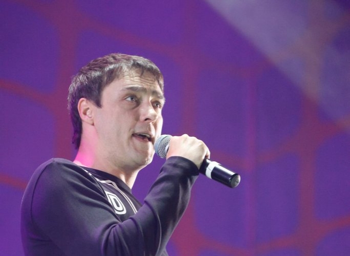 Песня «Седая ночь» «Ласкового мая» обошла всех и возглавила мировой чарт