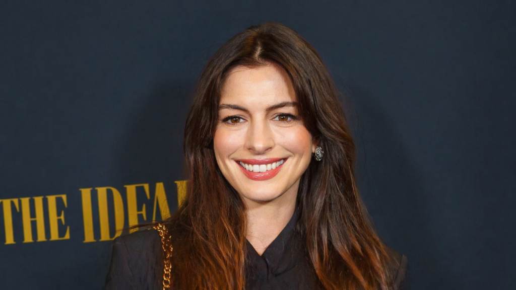 People назвал Энн Хэтэуэй самой красивой знаменитостью мира в 2026 году