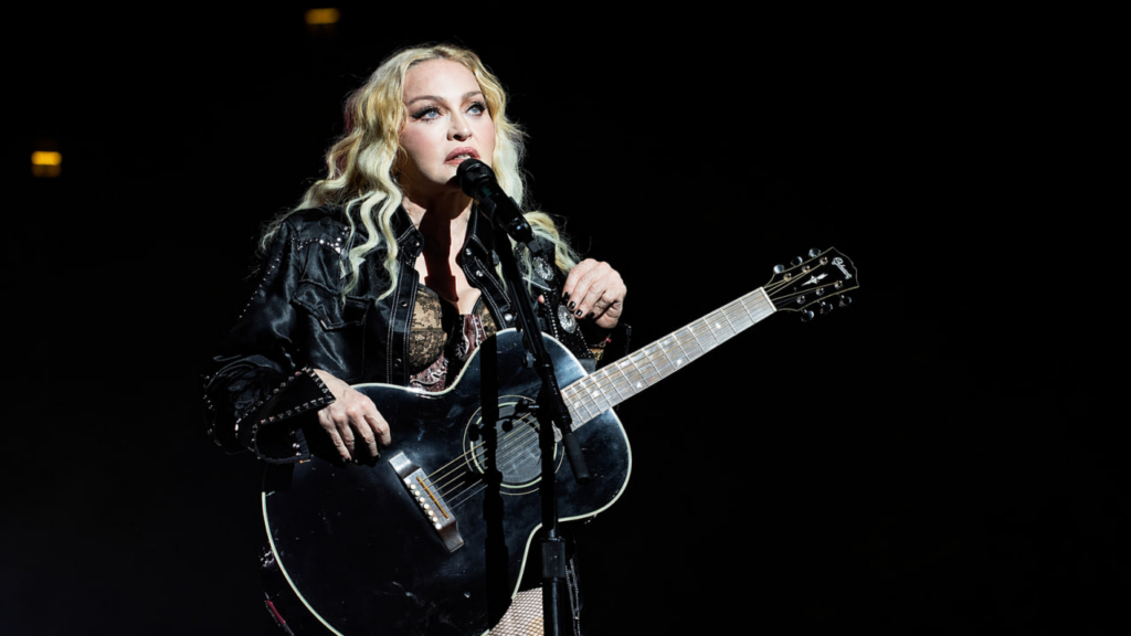 Мадонна рассказала о пропаже её сценического костюма: «Это часть моей истории»